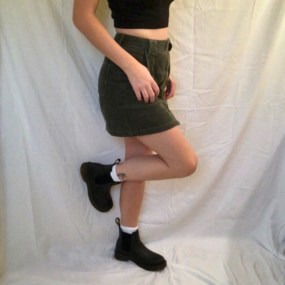 hollister olive green corduroy skirt